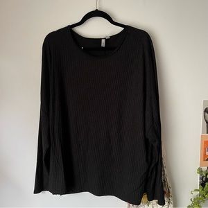 DONATED NO LONGER FOR SALE Asos long sleeve t-shirt with batwing in black